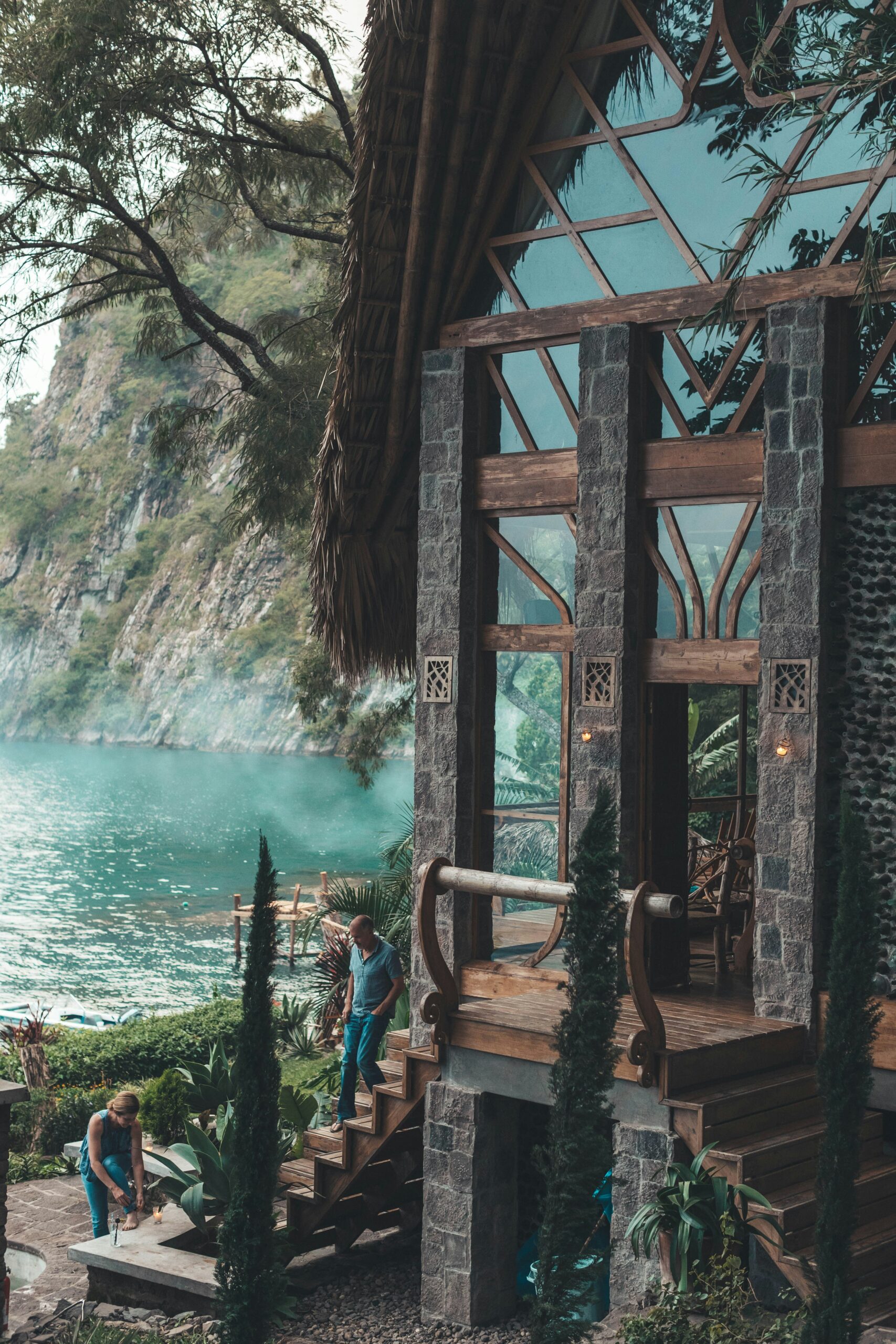 roberto-nickson-mUFlMcIpEsE-unsplash